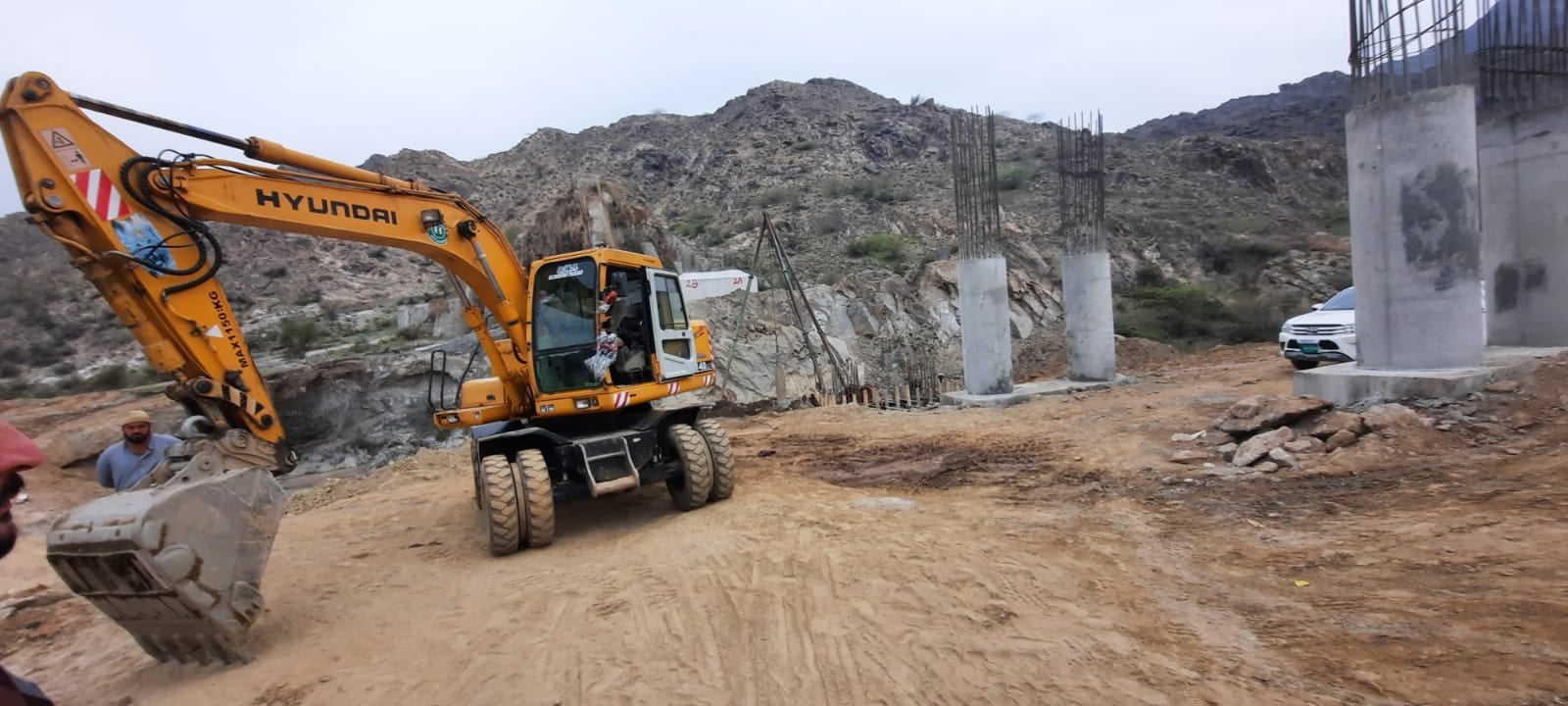 Construction And Rehabilitation Of Warsak Left Bank Canal District Mohmand 